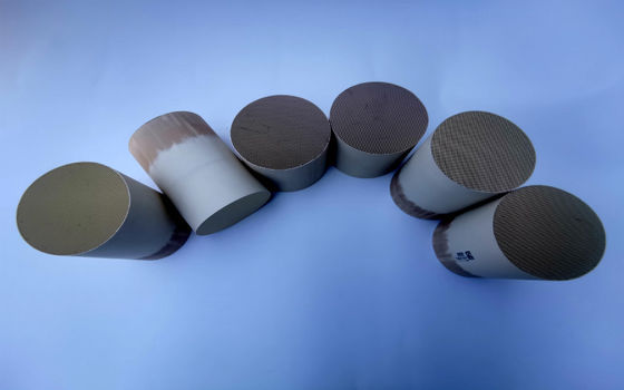 PD Pint-relativer Feuchtigkeit basierte Drei-Wege-Katalysator Twc-Auto-Abgasanlage-metallische Fördermaschine 600 CPSI