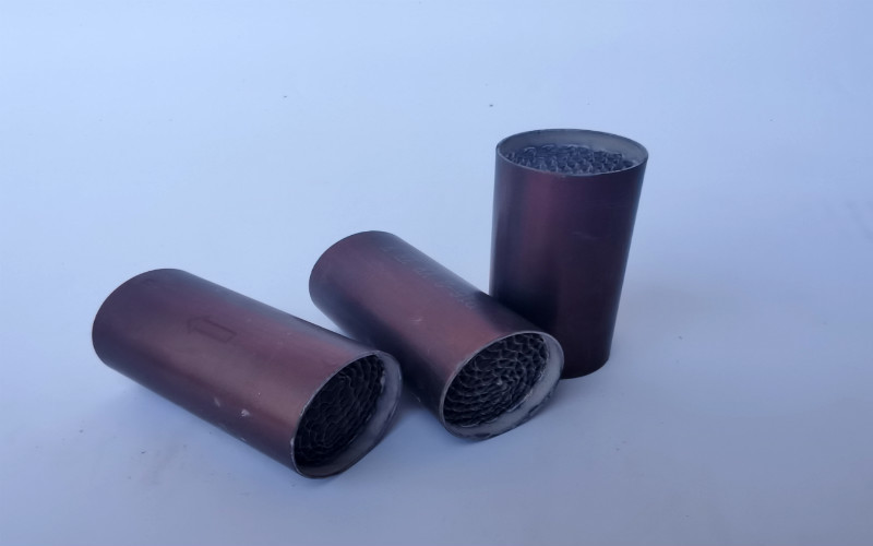 Universal-Motorrad-Katalysator-Tonerde-Metallkatalysatoren Co HC NOx