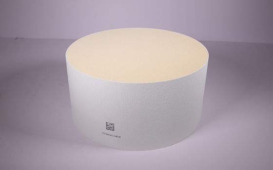 Keramischer Bienenwaben-Katalysator-hoher Oxidations-Widerstand mit kleinem Poren-Durchmesser